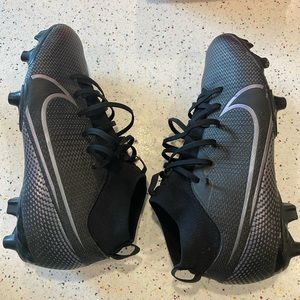 Nike Cleats - Size 5Y Jr Superfly